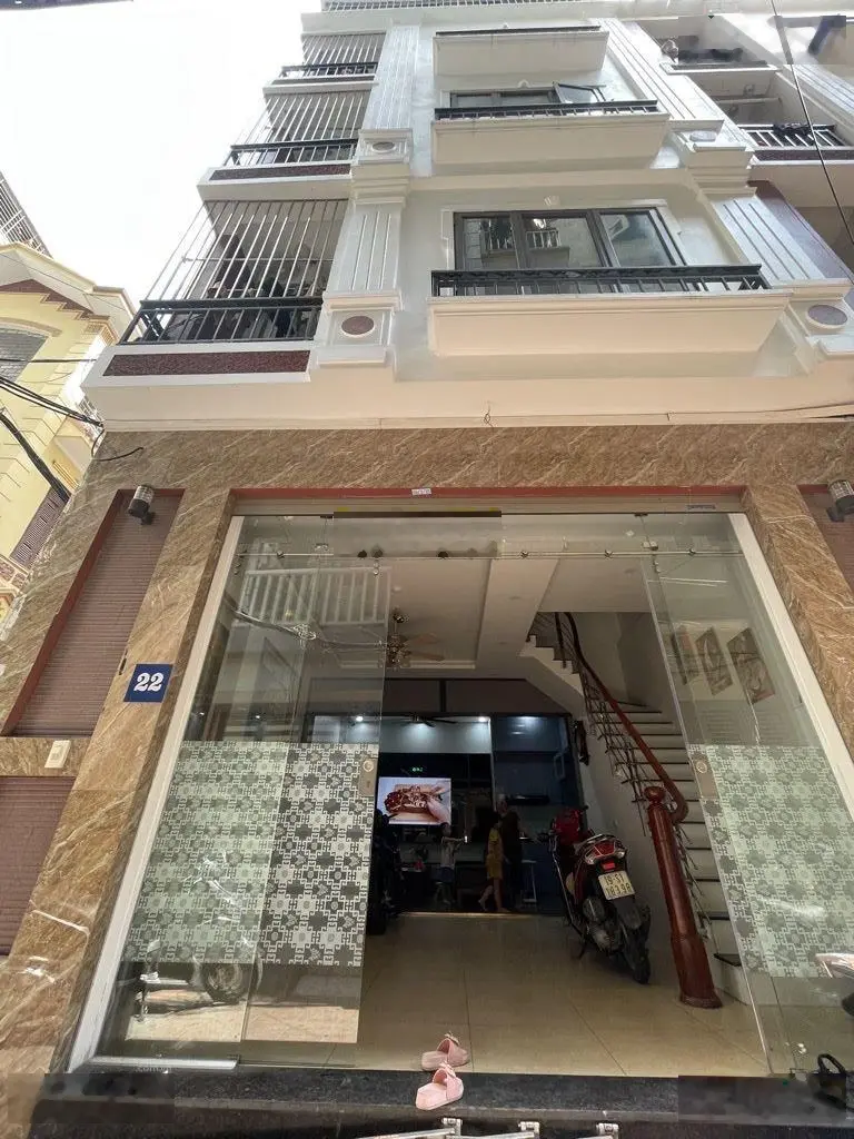 Lô góc 3 mặt thoáng - nhà dân xây đẹp ở luôn - 30m ra mặt phố đình thôn ô tô tránh vỉa hè kinhdoanh