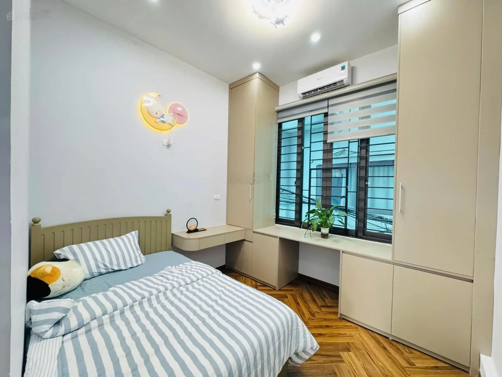 6.8 tỷ-38m2-lò đúc- trần khát chân-full nội thất- gân phố