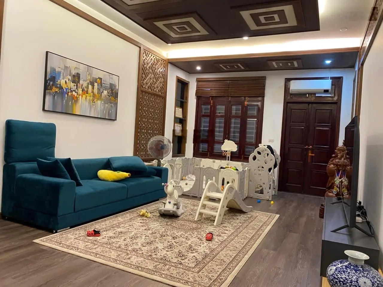 9B - Bán nhà riêng tại Huỳnh Thúc Kháng, 18,2 tỷ, 60m2, 6PN, 4WC, chính chủ Hot!
