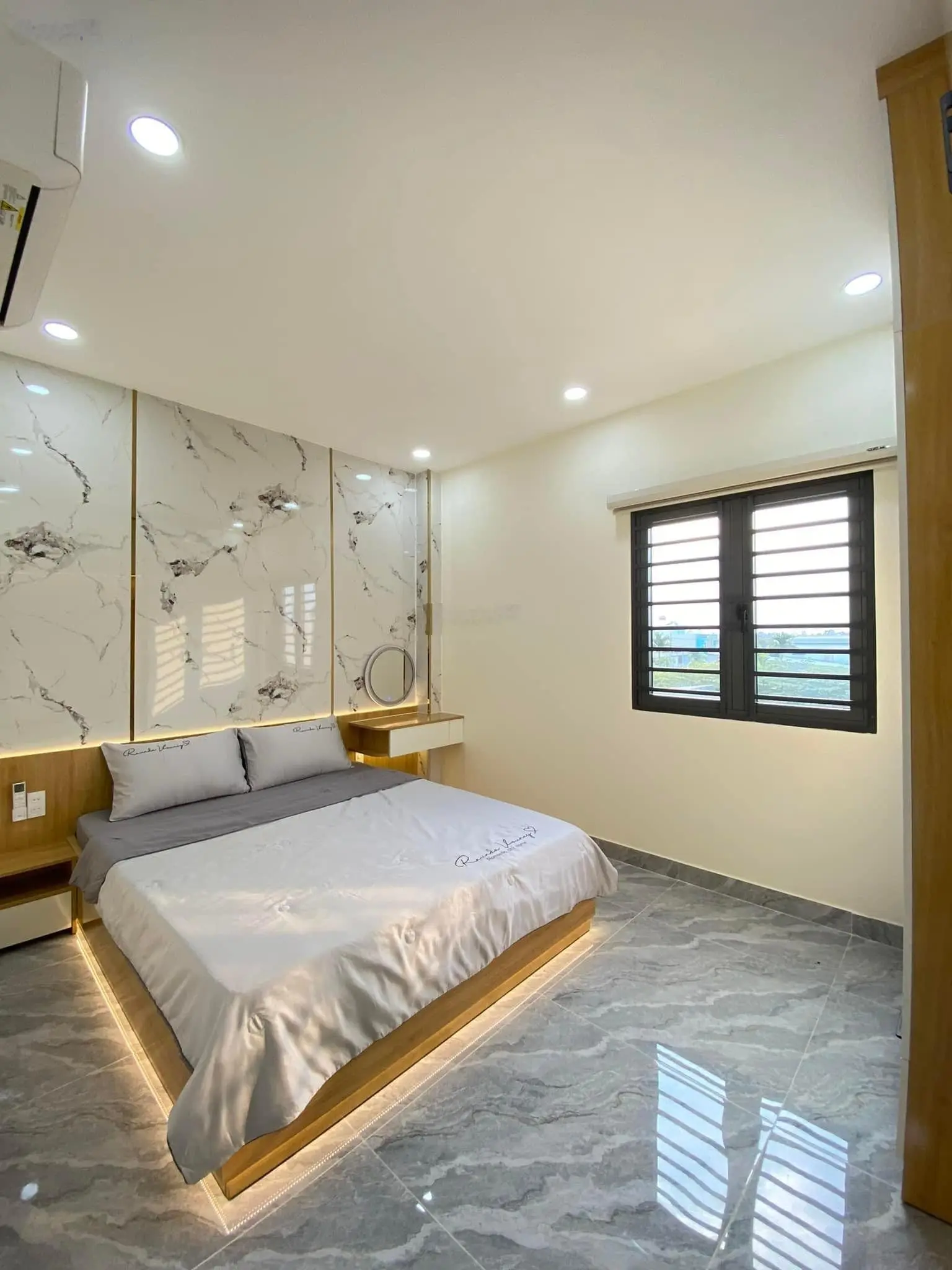 Nhà Phố Hà Huy Giáp Đường Nhựa 7m Hiện Đại