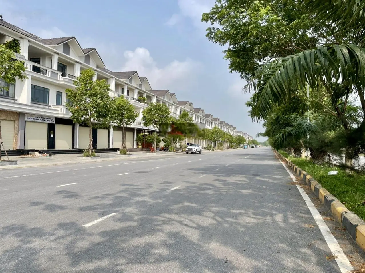 Chính chủ gởi bán nhanh nền đất khu long hưng 100m, khu 5 gần công viên view aquacity