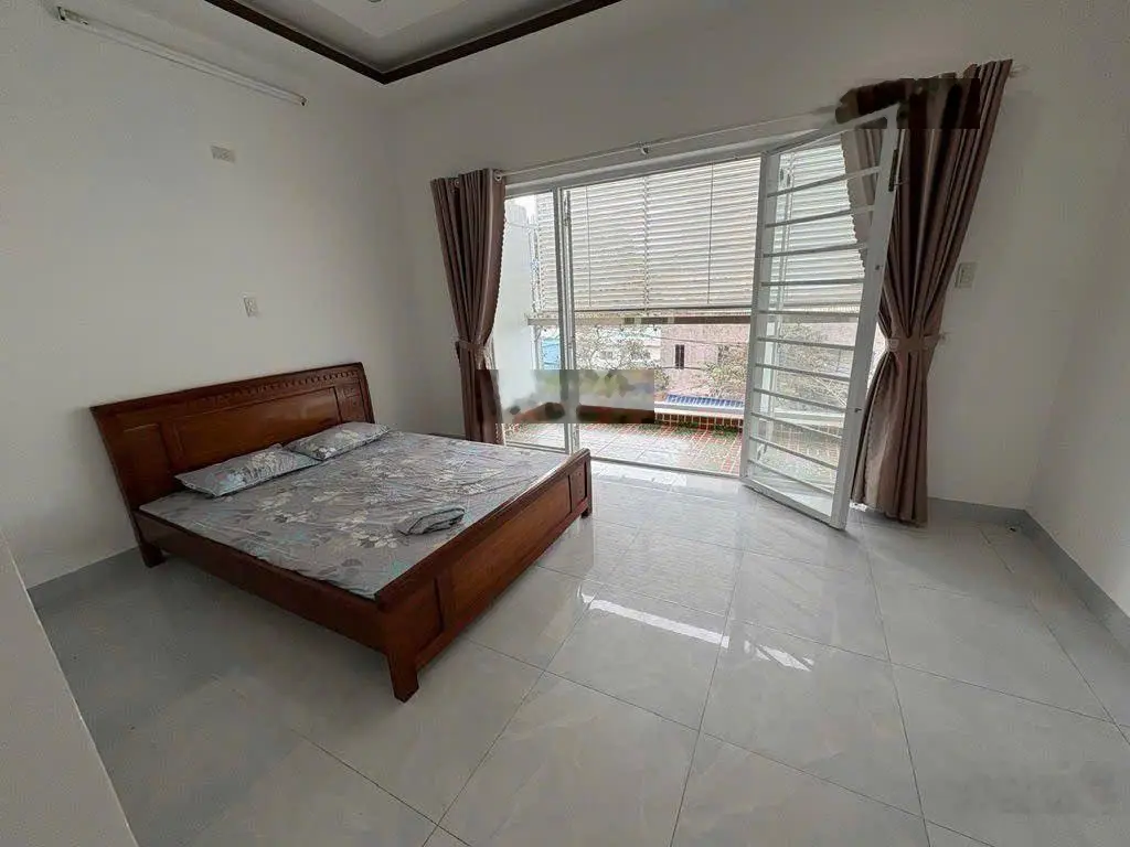 Nhà 3 tầng đẹp - mặt tiền Phạm Cự Lượng - kinh doanh đỉnh - gần biển Mỹ Khê