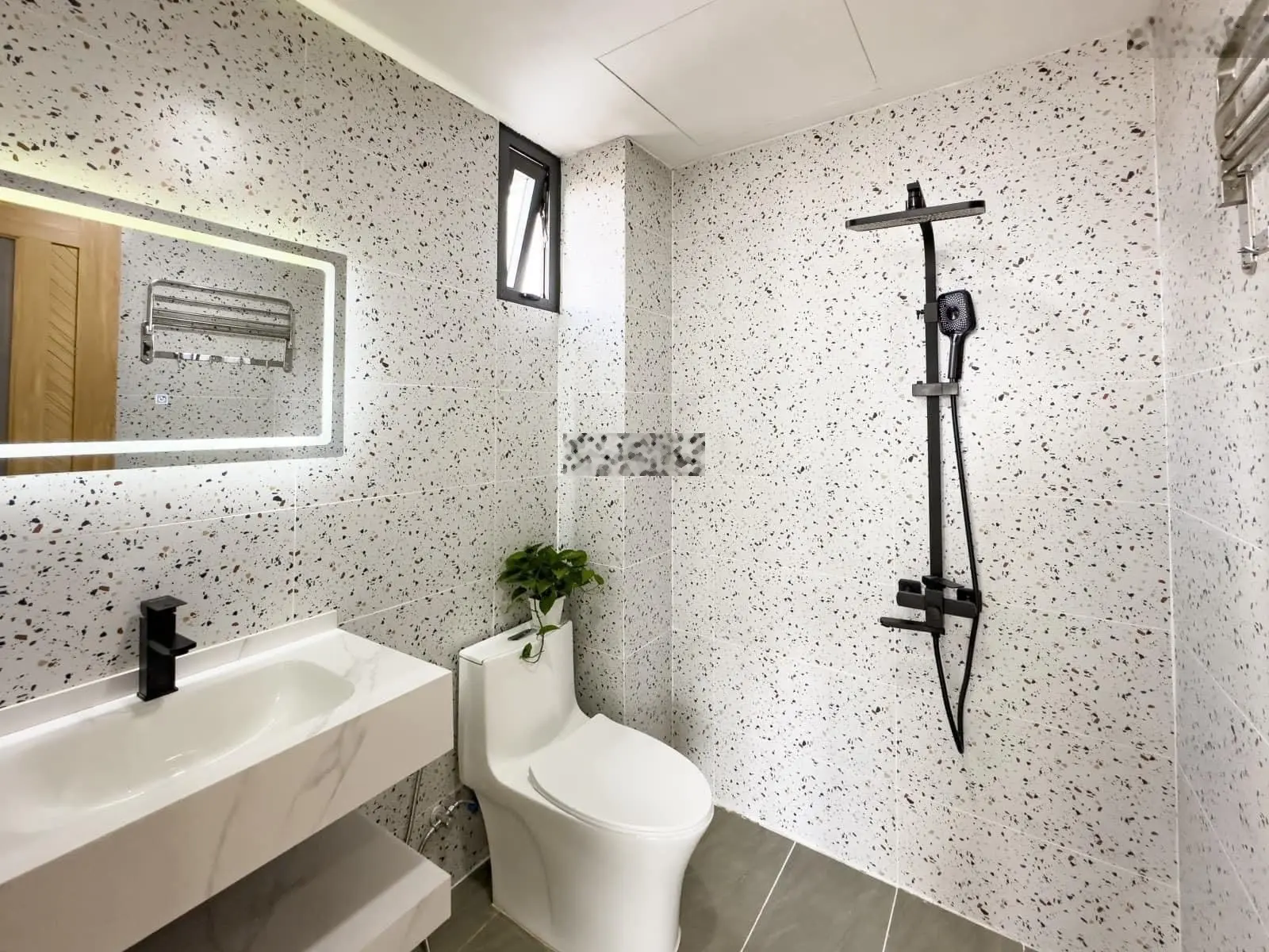 Nhà đẹp Lê Quang Định, Bình Thạnh - 31m2 - 3 tầng - Nhà mới dọn vào ở ngay - 4 tỷ 8