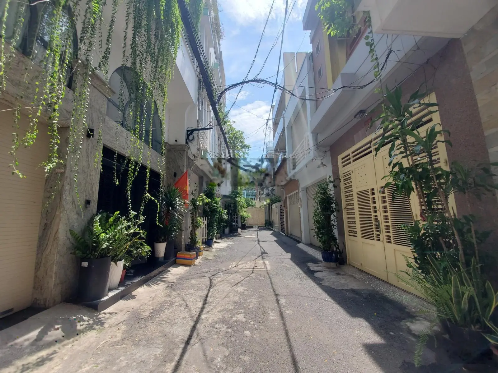 Bán nhà Hẻm xe tải Đường Đoàn Thị Điểm, 14,5 tỷ VND, 52 m2 - hàng hiếm uy tín - chất lượng