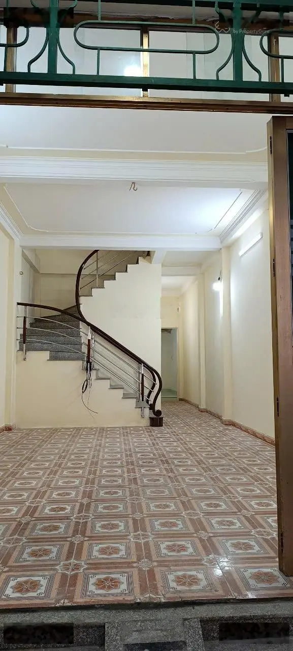 Cần bán nhà 2.5 tầng, 81m2 MT 4.3m, cách đường Biên Hoà 50m, giá 3.5 tỷ trung tâm Phủ Lý Hà Nam