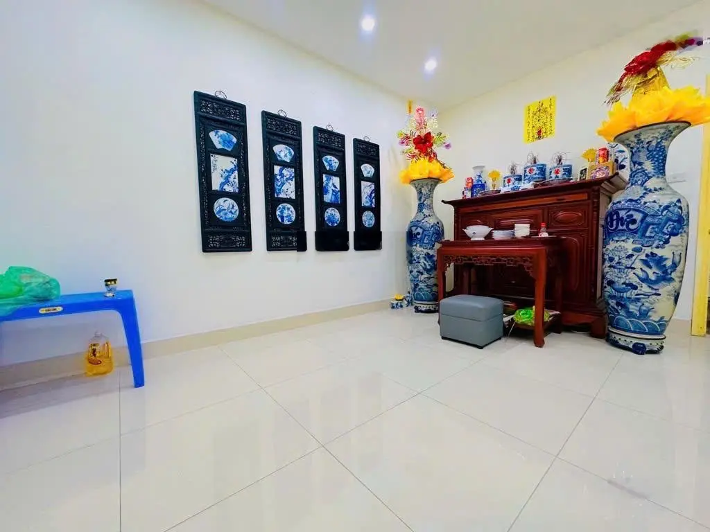 Cần bán căn nhà riêng An Dương, đẹp, thông thoáng, ở ngay. 30m2, 5 tầng