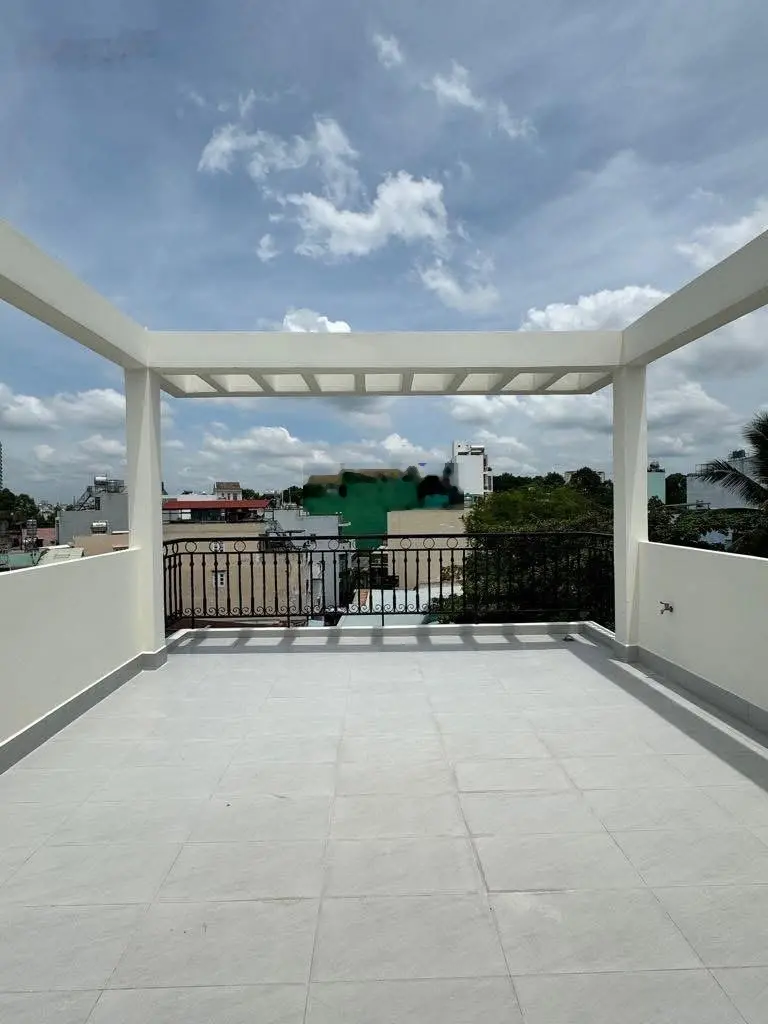 Nhà đẹp vuông vức - 66m2 - 5,2x13m - Ngay Đầm Sen, Hoà Bình - Chỉ 10 tỷ TL