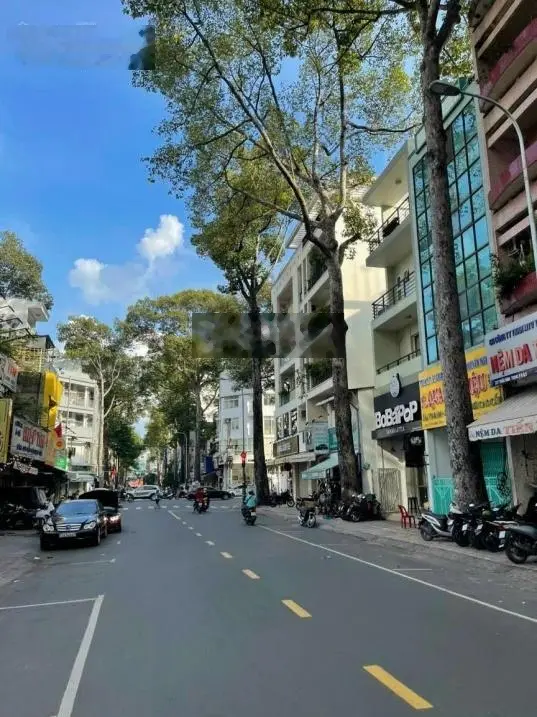 Mặt tiền Lê Hồng Phong. p1. Quận 10. (5x20m) 6 lầu thang máy. thu nhập 100tr/th. lh 0911 202 ***