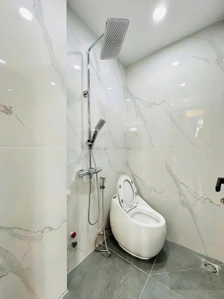 Chủ cần bán gấp,2tỷ3, Phổ Quang,P2,Tân bình,DT 75m2(5x15)m2,HĐ thuê 17tr/th, Sổ Hồng Riêng