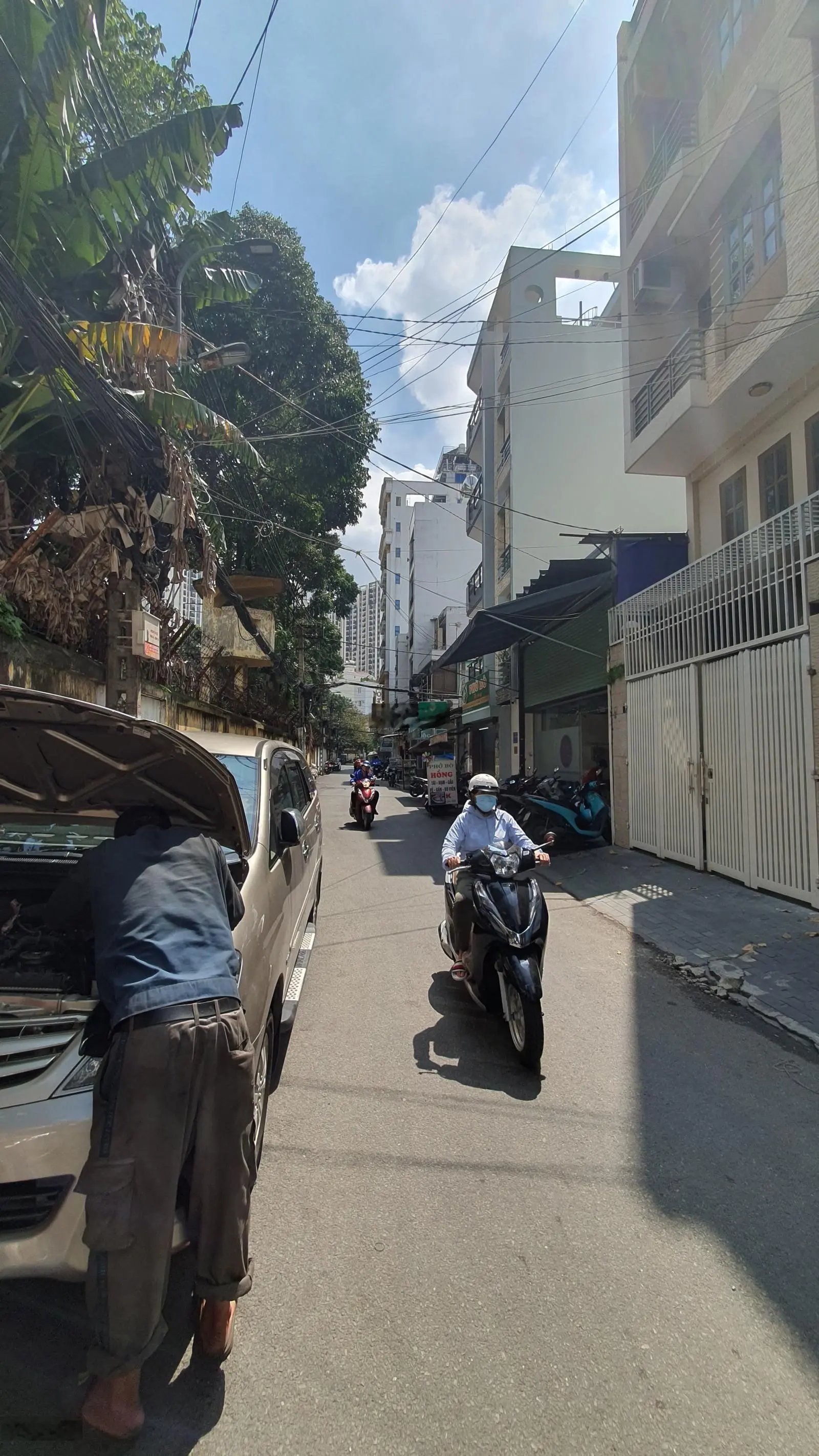 Bán nhà 392 Cao Thắng, p.12, Q.10 - cách KDC Hà Đô 5 phút, 5.4x19m, trệt + 7 tầng thang máy, 10 PN