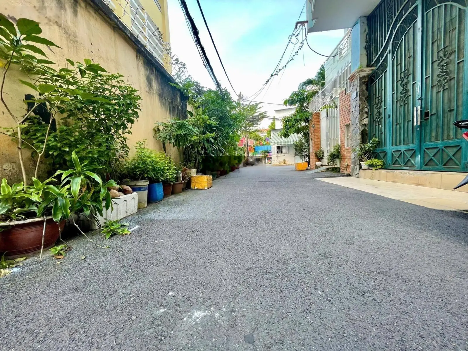 Nhà đẹp, 2 mặt tiền hẻm 5m, vị trí hiếm, sát MT Phan Văn Trị, Kế Cityland, 5 tầng 68m2, 10.9 tỷ