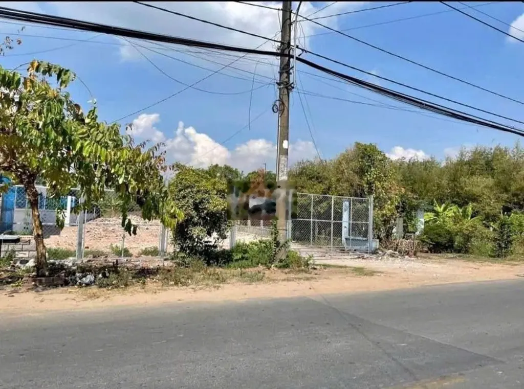 Bán đất ngay mặt tiền đường nhựa 20m sát núi bà đen Tây Ninh SHR 229tr