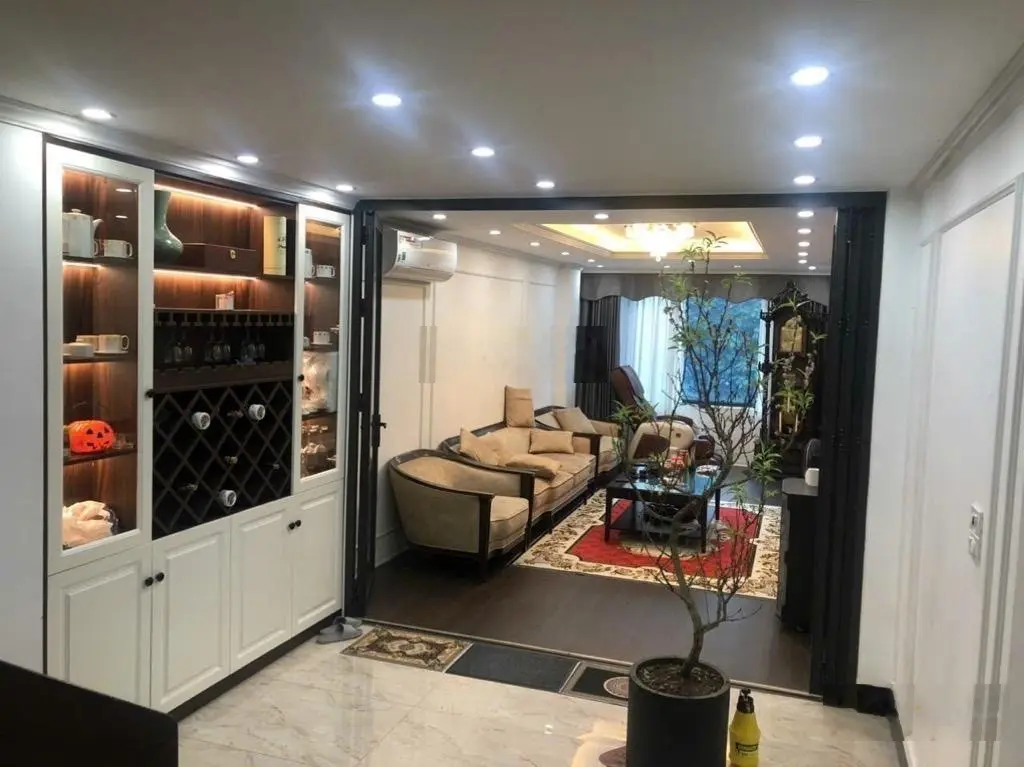 Giáp Hải - Đông Dư 3 tầng 60m2, gần trục chính - nhà đẹp ở luôn MT 5,1m - cạnh 379 đi Ecopark