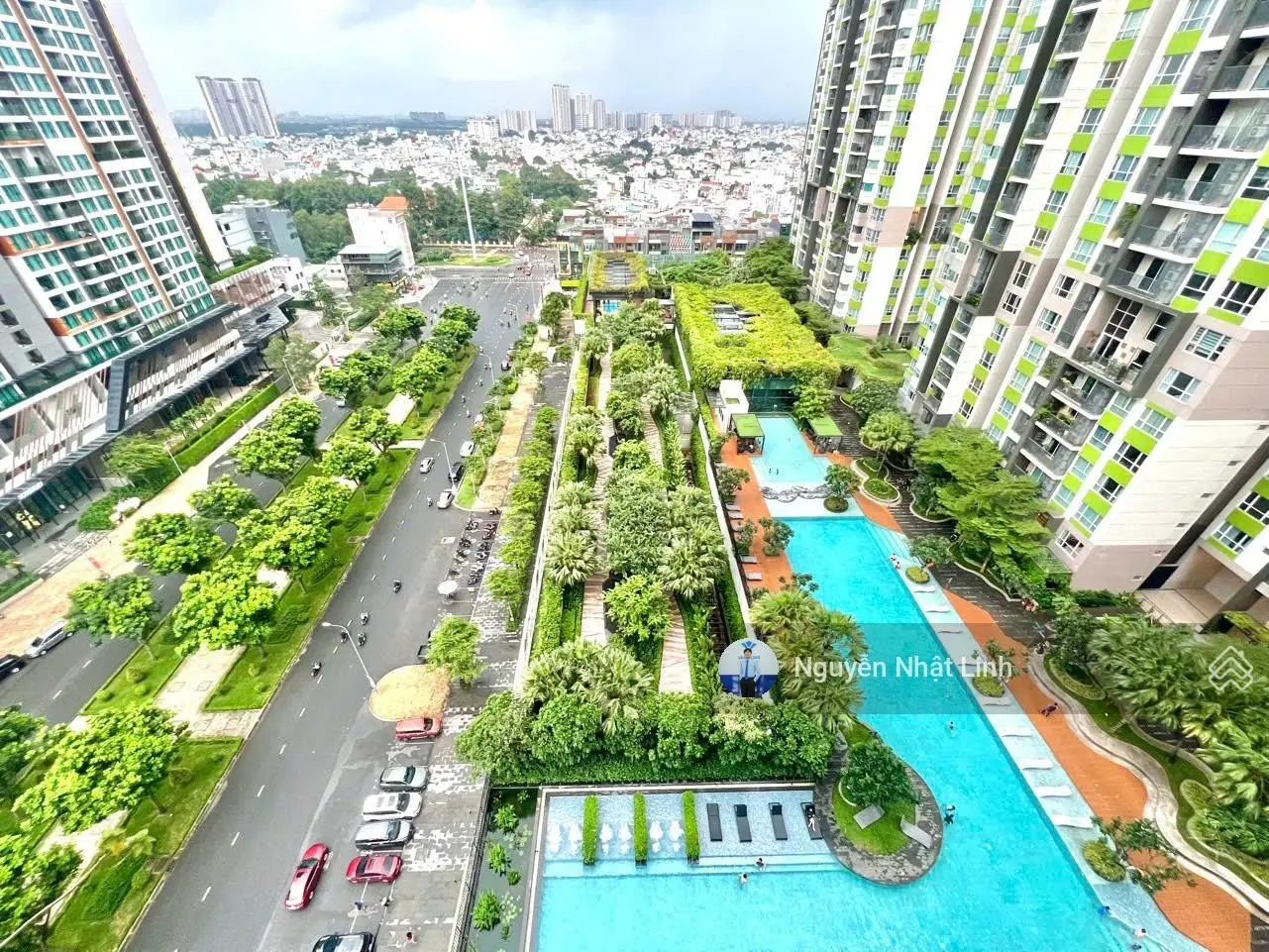 Chủ gửi bán Siêu phẩm 4PN, tầm nhìn toàn cảnh sông và city, nội thất siêu đẹp - giá chỉ 17 tỷ bp