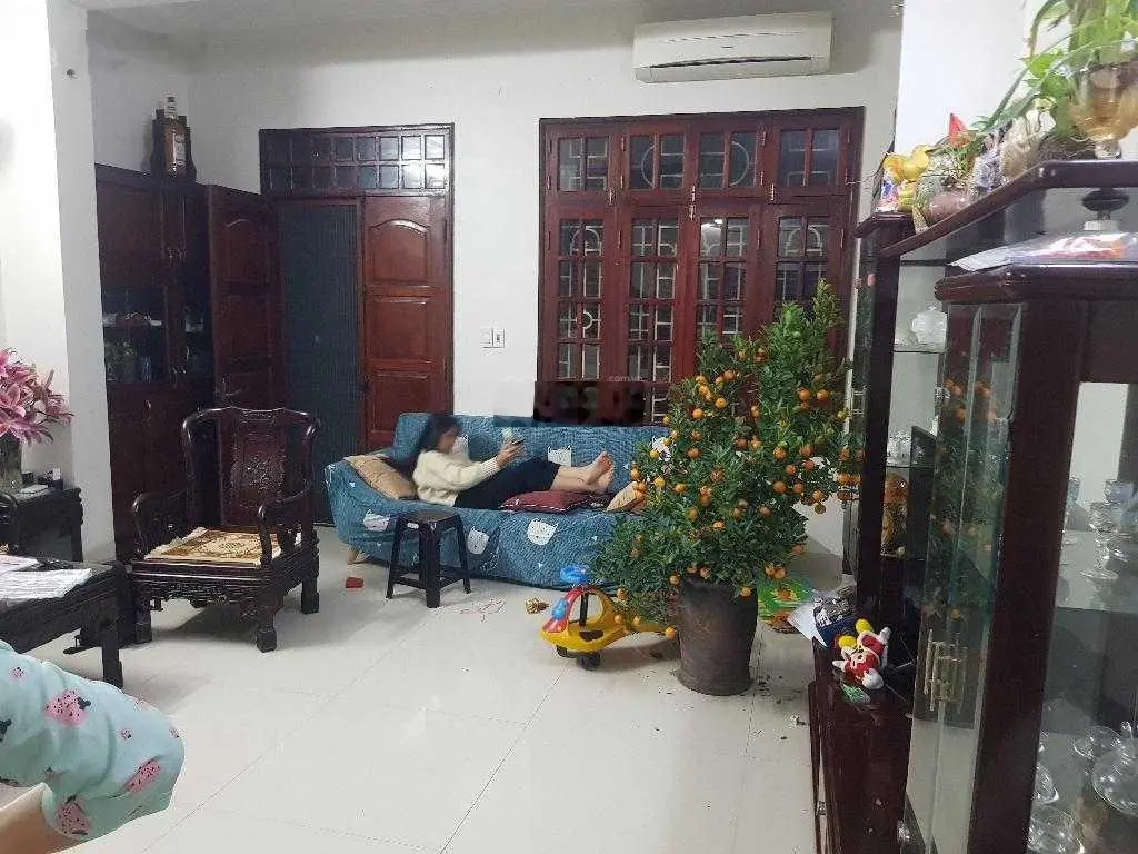Bán nhà phố Thái Hà, ngõ ô tô, gần phố 91m2 - mặt tiền 5.25m