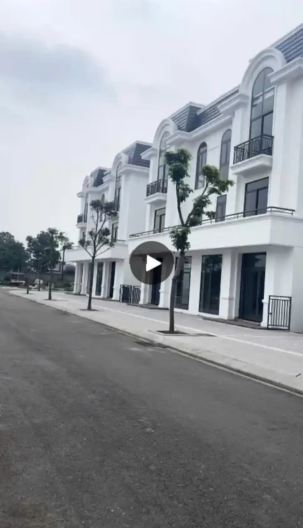 Chính chủ cần tiền bán cắt lỗ sâu SHV2 - x tại dự án Crown Villas
