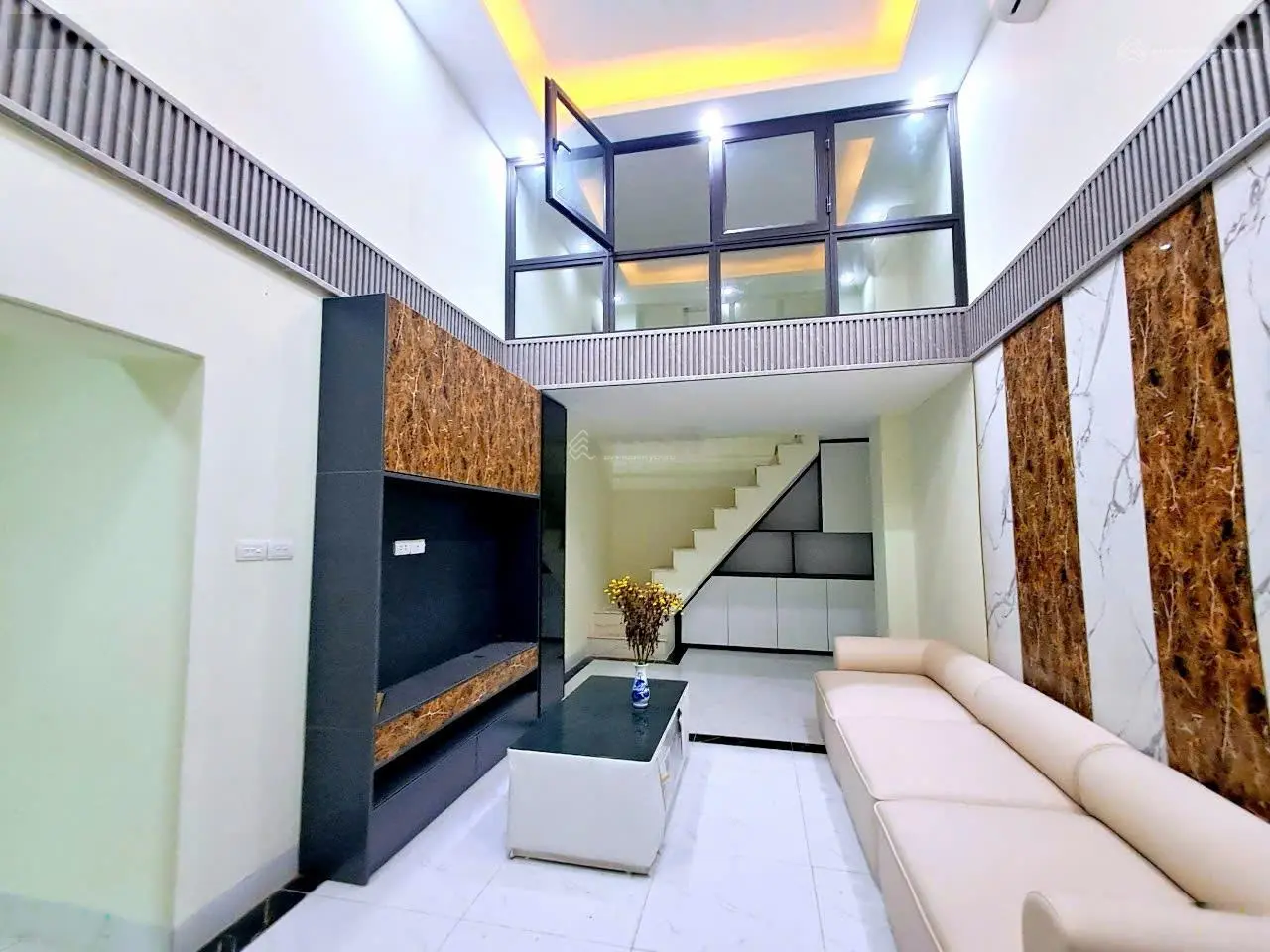 8.15 tỷ - 45m2 - 6 tầng mới - thang máy - Bạch Mai - Hồng Mai - HBT 0985826871