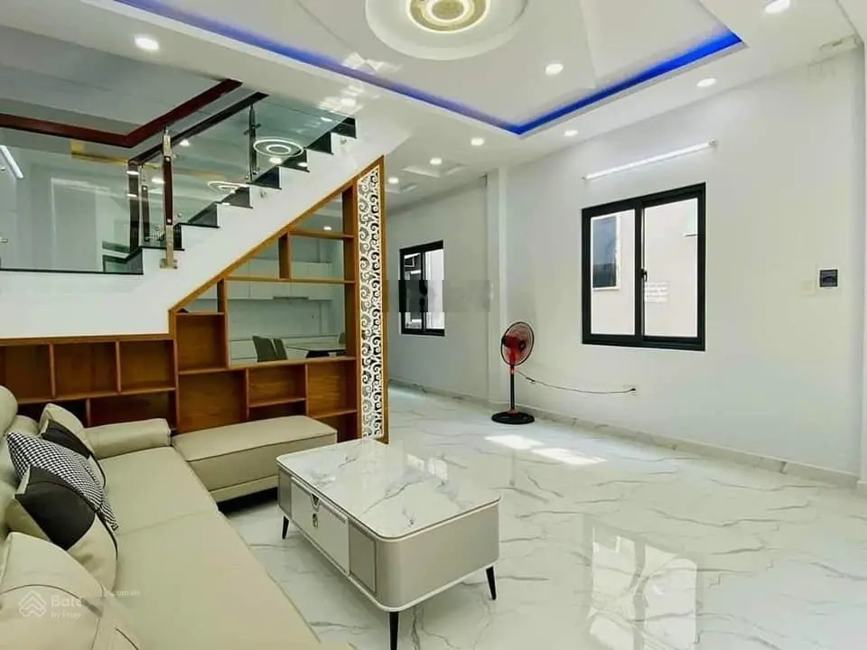 Hơn 50m2, Nguyễn Thị Tú, HXH 1/, SHR, 2 tỷ 780 còn thương lượng