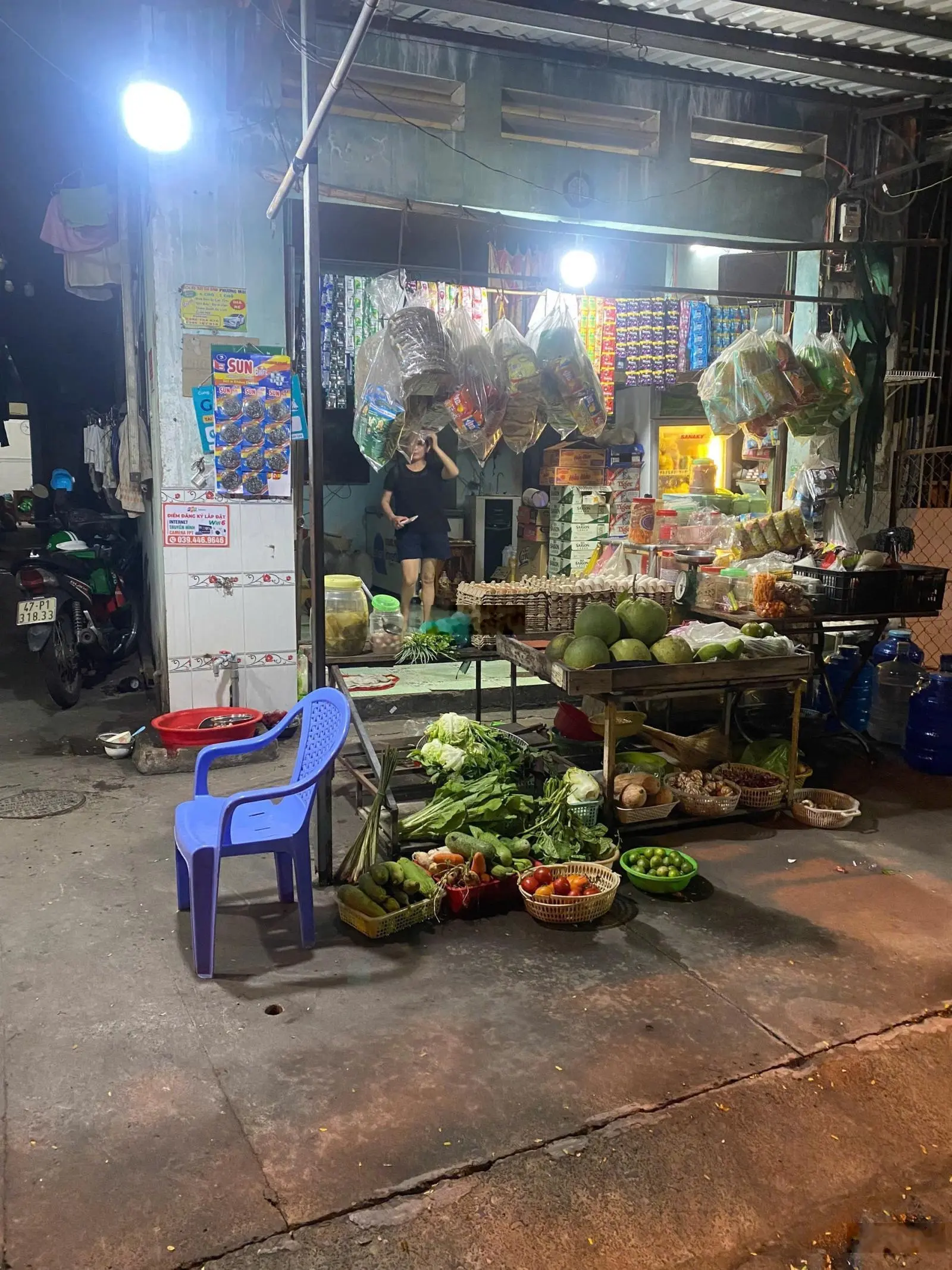 Bán dãy trọ 1 kiot + 5 phòng trọ, MT đường Phạm Hữu Lầu, P.Dĩ An, TP.Dĩ An