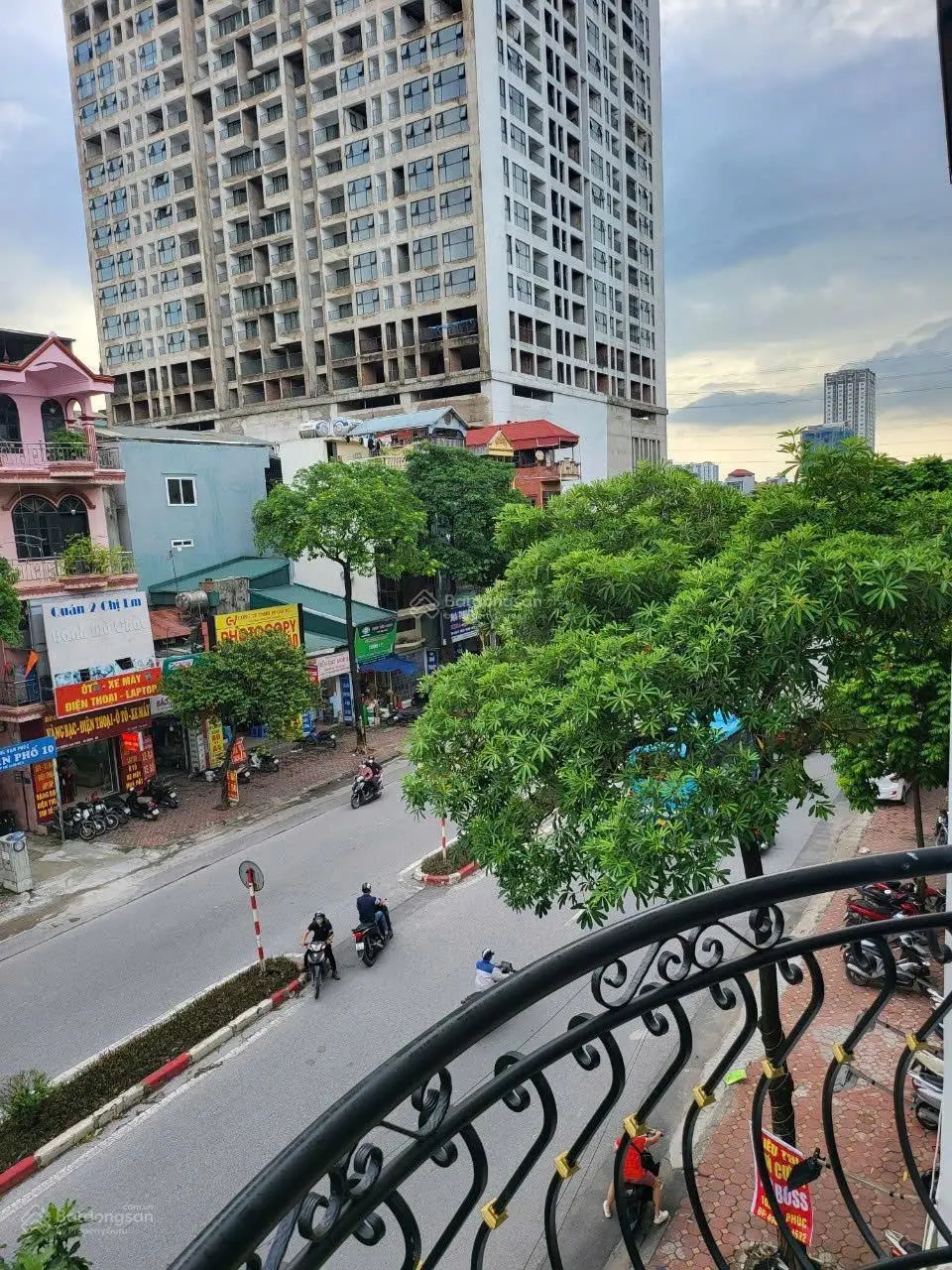 Bán nhà trục chính đường vạn phúc kinh doanh sầm uất