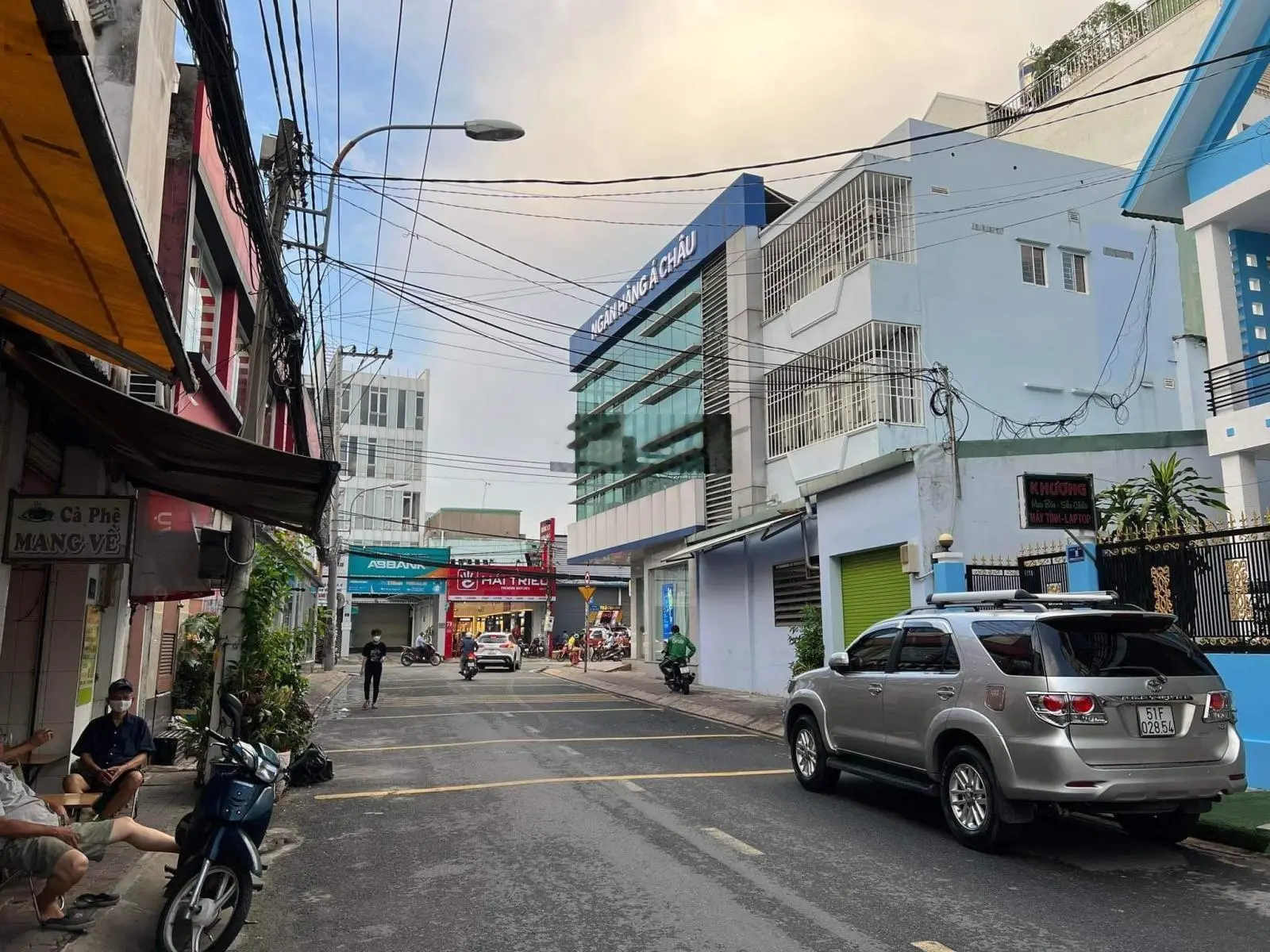 Bán nhà khu kiến thiết hiệp phú. Ngay trường Đinh Tiên Hoàng. 12 x 18 = 216m2