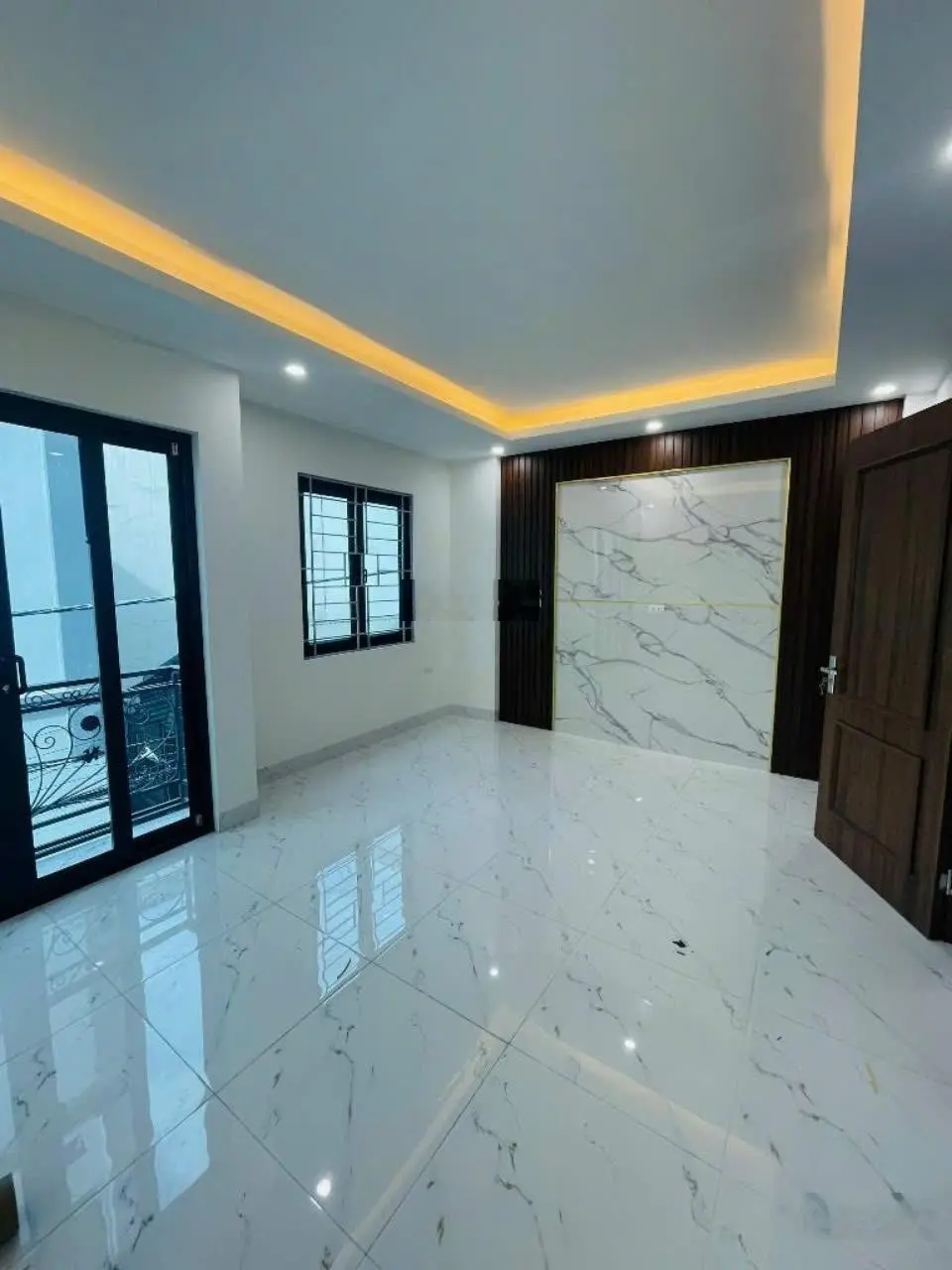 Bán nhà Đại Mỗ-Nam Từ Liêm-Nhà mới phân lô-40m-4 tầng-Ôtô đỗ cửa-6.x tỷ0988 455 ***