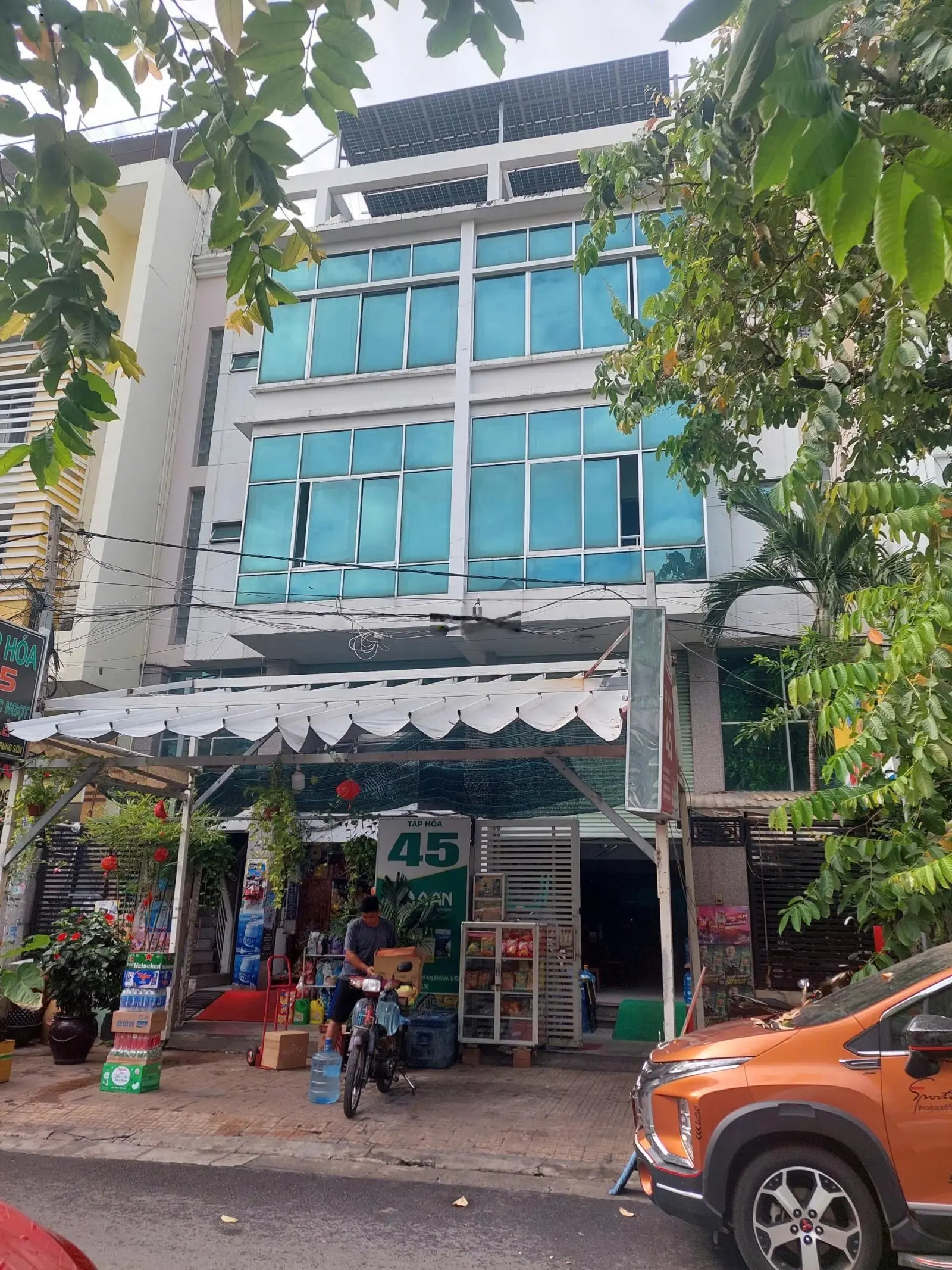 Bán 2 căn nhà liền 12x20m, mỗi căn ngang 6x20m, 1 hầm + lửng + 3 lầu, khu Trung Sơn cực vip giá tốt