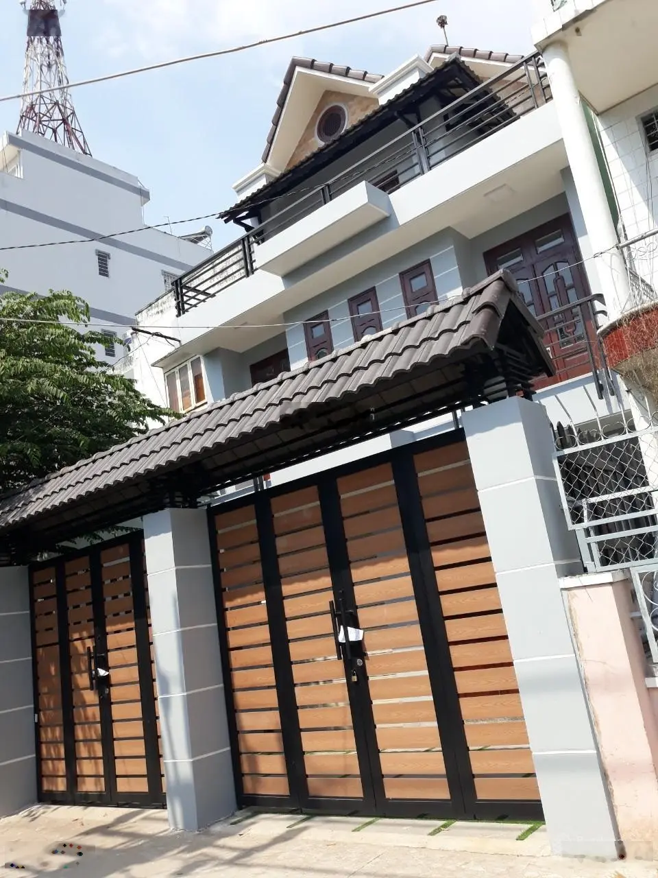 Bán nhà HXH 7m đường nhựa Hoàng Hoa Thám, Q. Tân Bình (DT: 7x20m) nhà 3 lầu, sân thượng