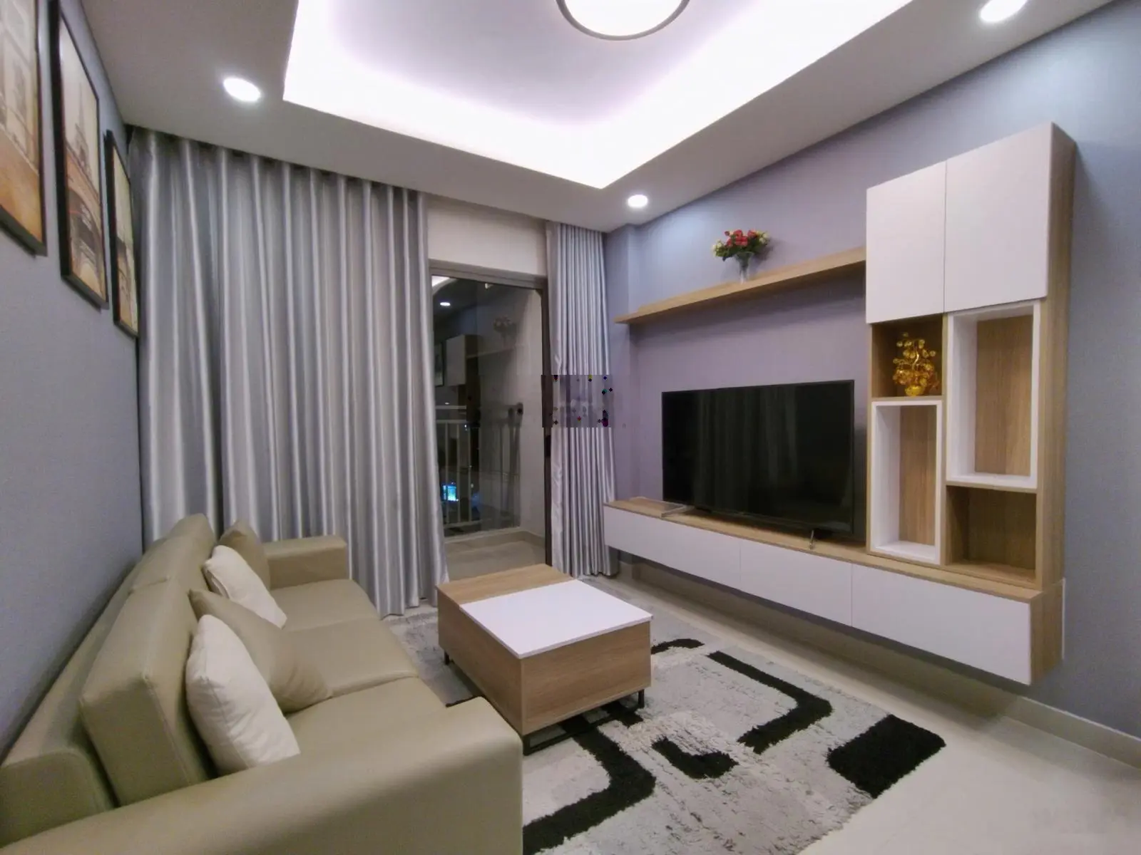 Bán căn hộ 2PN The Sun Avenue giá 4,4 tỷ đầy đủ nội thất -LH: 0901 364 ***