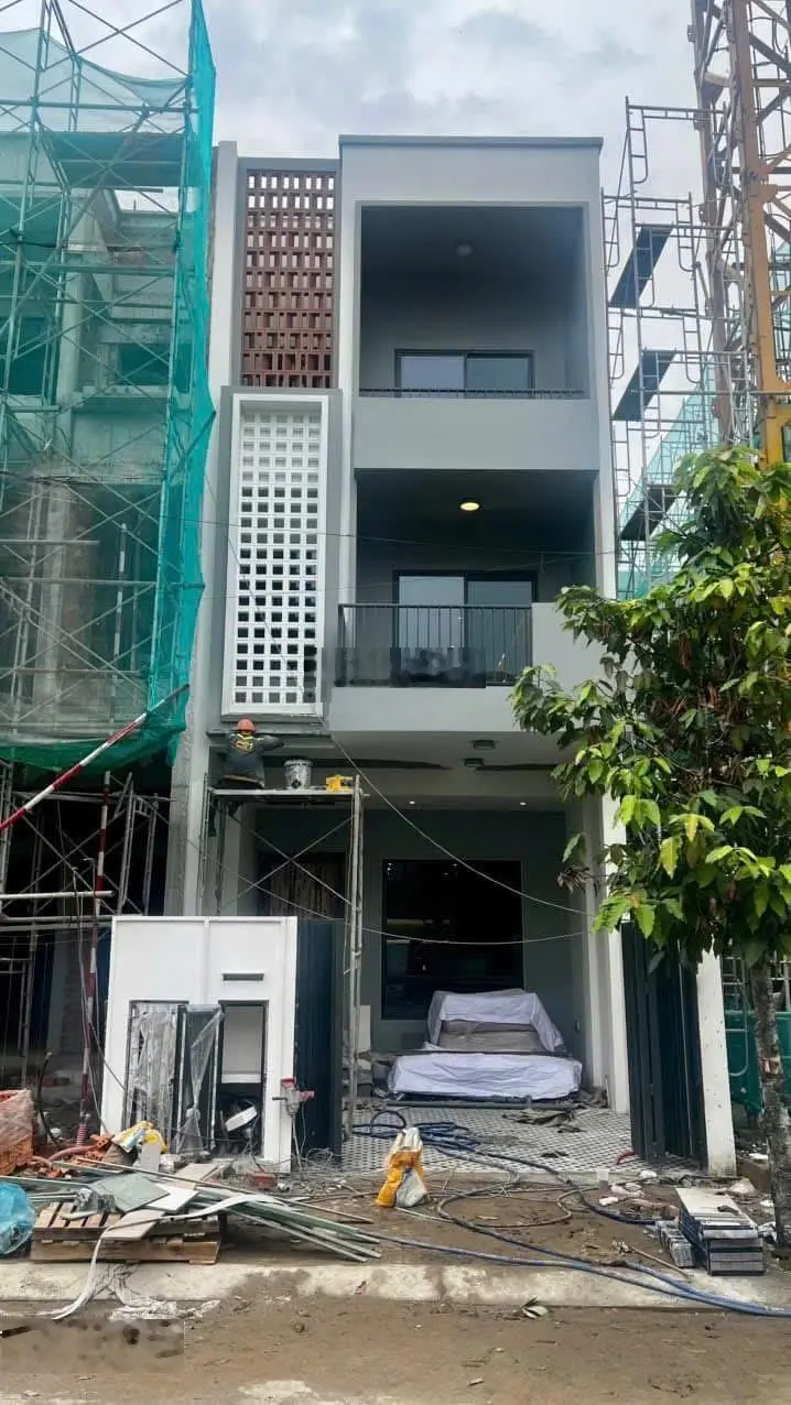 Nhà phố cao cấp liền kề khu Tên Lửa căn 100m2 - 1trệt 3lầu | Sổ riêng sở hữu lâu dài