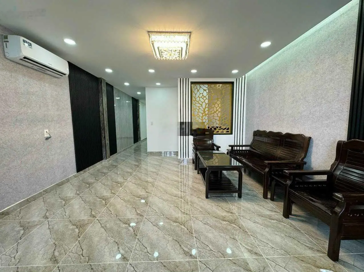 Chỉ còn 4tỷ850 - 4*13m - 3 phòng ngủ - hẻm 5m - xe hơi vào nhà - Nguyễn Thị Thập ND, Q. 7