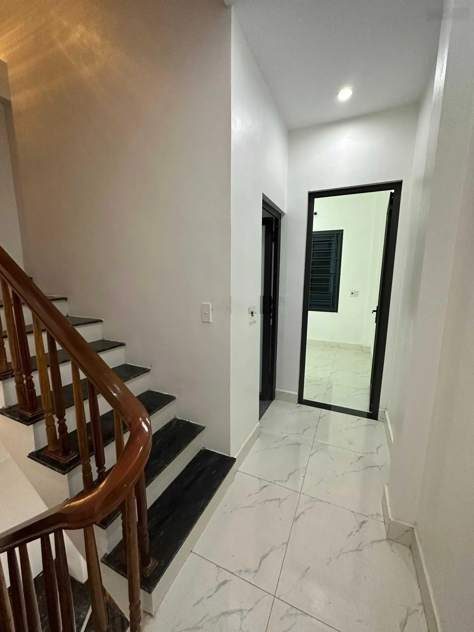 Bán nhà mới xây trung tâm TP Thái Bình 3 tầng