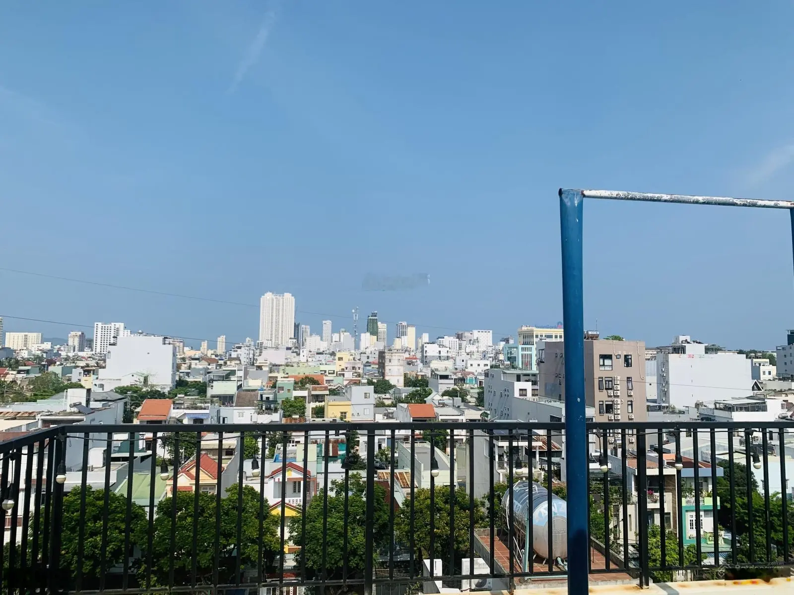 Chào bán toà căn hộ vip nhất sông Hàn 131.2m2, 8 tầng 20 phòng, doanh thu 130 triệu/tháng