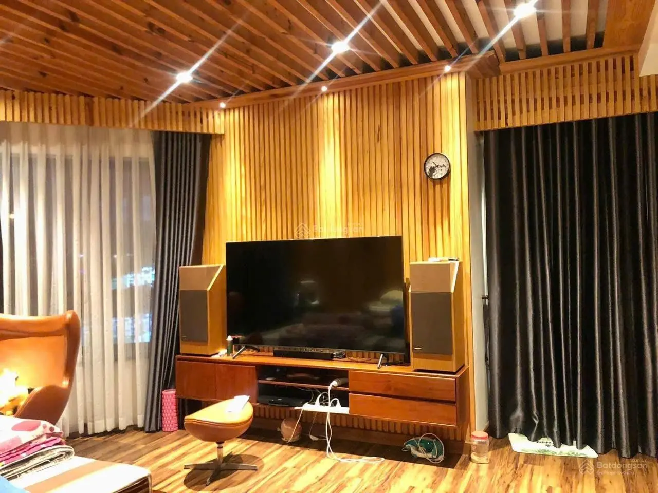 Biệt thự góc 2 mặt tiền Osimi Lê Đức Thọ - 8mx18m - 5 tầng nội thất cao cấp giá 22 tỷ 800 triệu TL