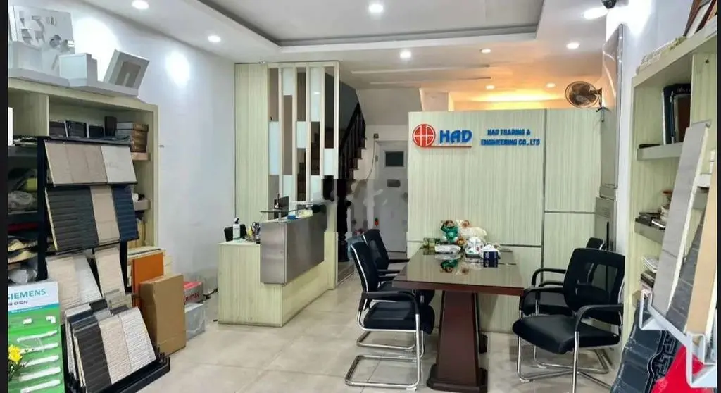 Bán nhà Đỗ Quang Cầu Giấy diện tích 56m , 7tầng.