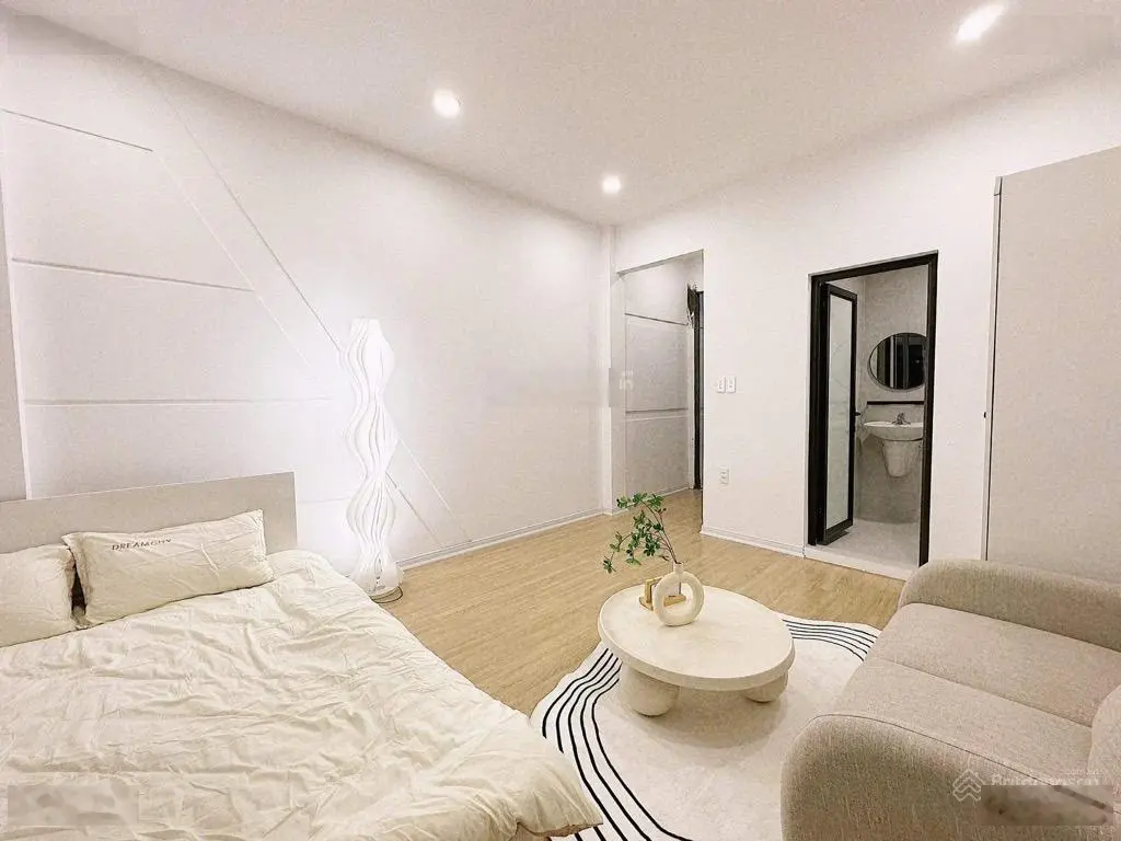Bán nhà phố Hoa Lư, Lê Đại Hành, Bà Triệu 40m2 xây 5T thang máy, ngõ 3m, hơn 10 tỷ