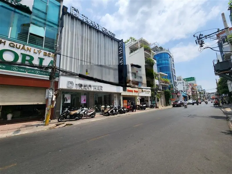 Hàng HOT! MT KHỦNG Huỳnh Văn Bánh PN - Vị trí siêu Hot- KD Cực Đỉnh - 50m2 - 5 tầng - Chỉ 16.5 tỷ