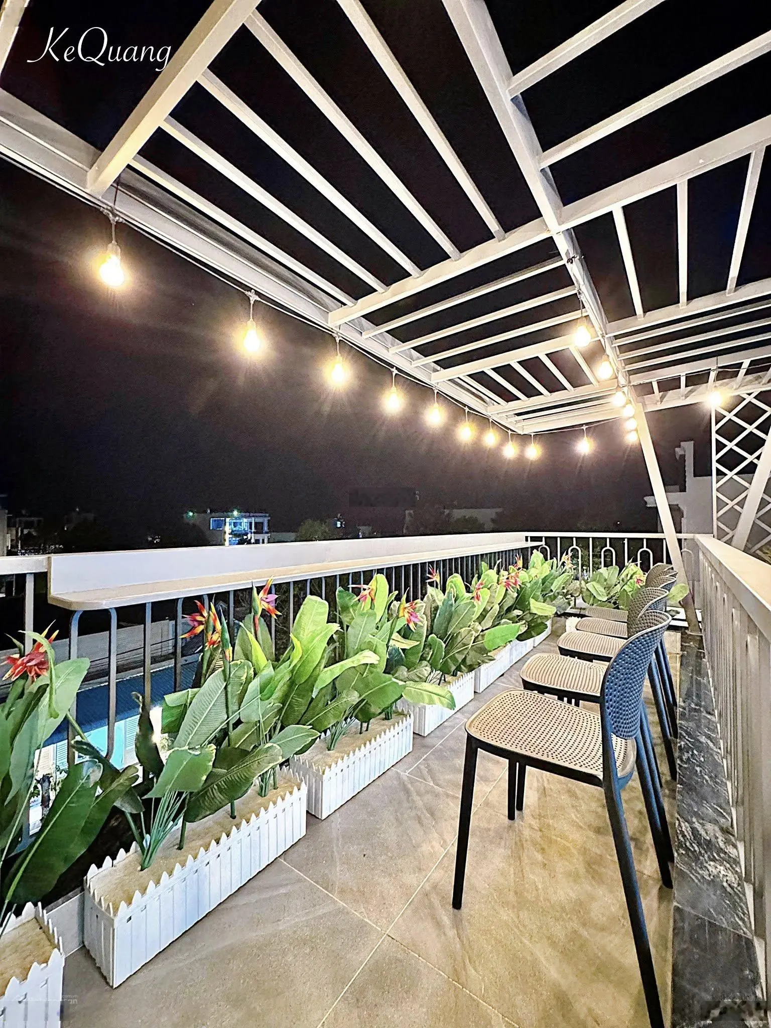 Chỉ 1 Tỷ XX Sở Hữu Ngay Căn Nhà 1 Trệt 1 Lầu Siêu Đẹp Ngay TT.TP Thủ Dầu Một diện tích 5X25
