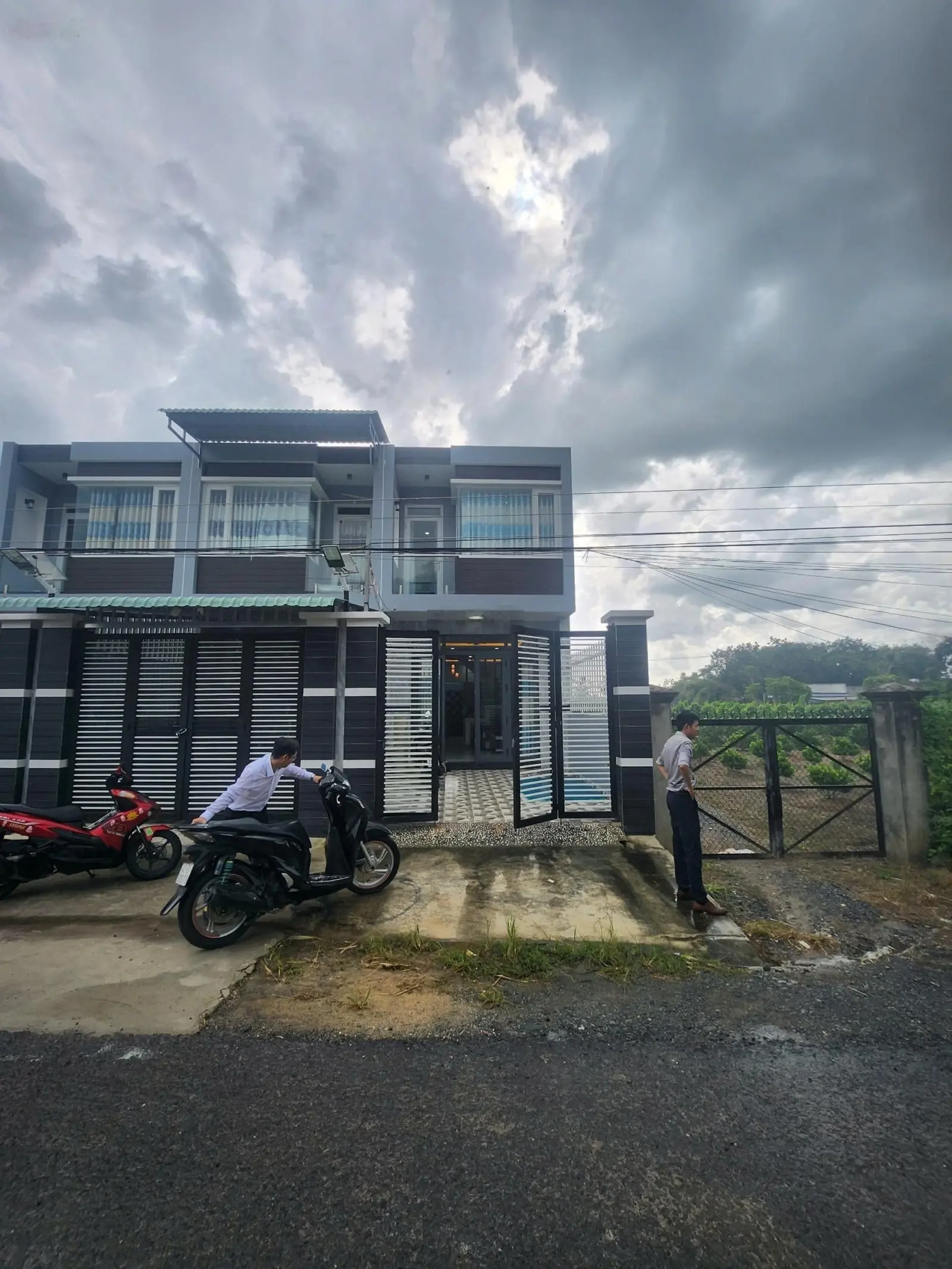 Bán nhà đẹp kiên cố 1tỷ475 68m2 SHR 1trệt 1lầu xã An Thới, Trảng Bàng
