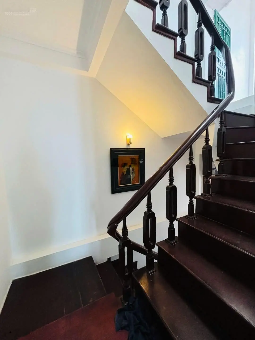 Bán nhà lạc long quân. 60 m2, 5 tầng, mặt tiền khủng, kinh doanh. giá 11.9 tỷ