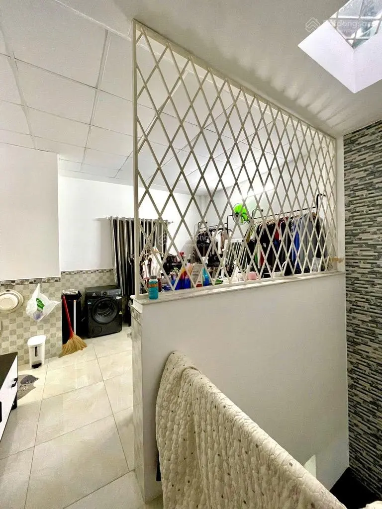 Nhà 3 tầng Mặt tiền đường TRUNG MỸ TÂY 1,phường TRUNG MỸ TÂY, Q12, dt 146,4m2 (6mx25m), Giá 10,3Tỷ