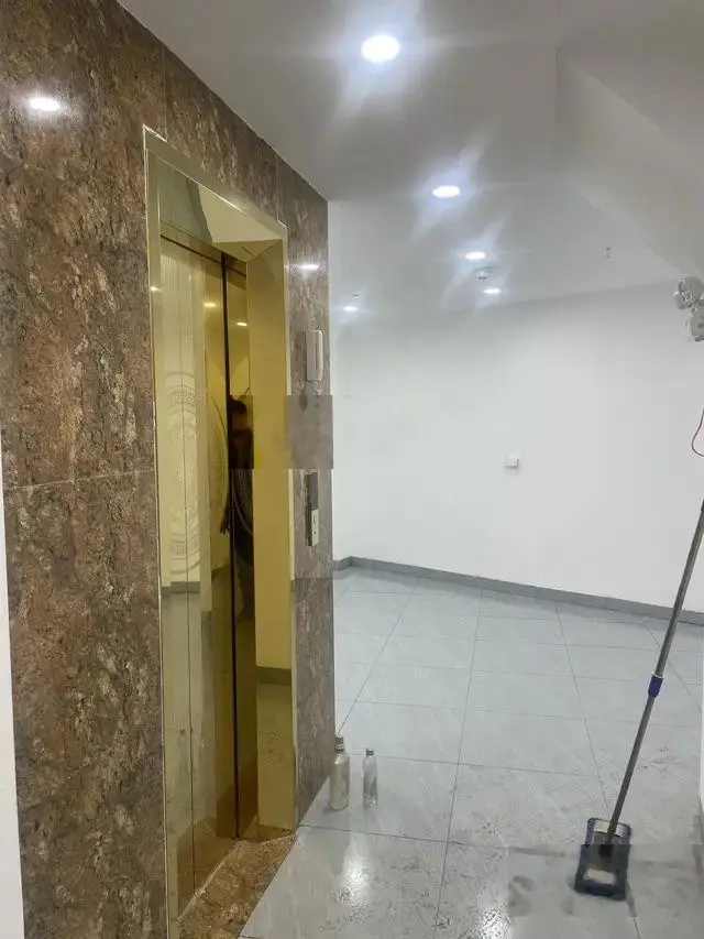 Bán nhà phố Minh Khai quận Hai Bà Trưng. Giá 8.95 tỷ, kinh doanh CHDV 7 phòng khép kín thang máy