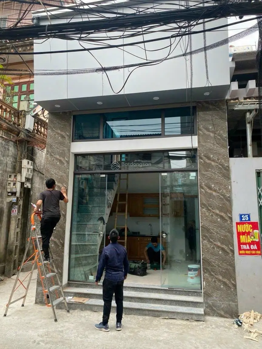 Chính chủ bán nhà lô góc 2 mặt tiền giá 6, xxx tỷ. LH: 0986684646