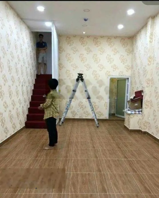 Bán nhà mặt tiền đường Hồ Văn Huê, 40m2, 4 tầng, giá chỉ 10.39 tỷ