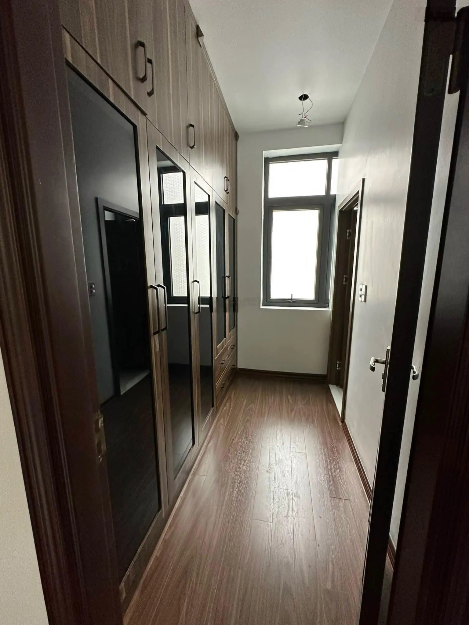 21,9 tỷ căn Manhattan 160m, thang máy, khu VIP hoàn thiện tâm huyết, thiết kế hiện đại