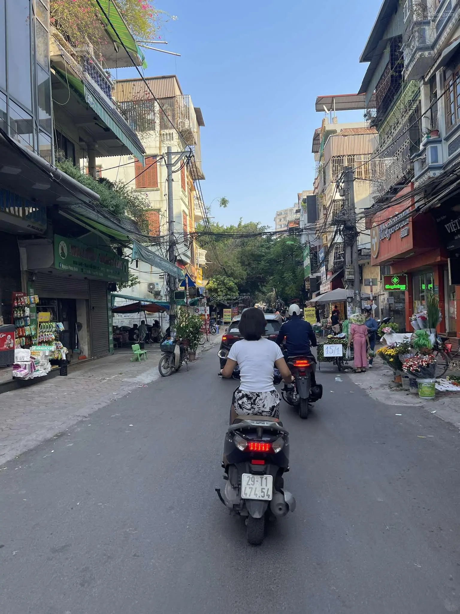 Cần bán gấp nhà đẹp dân xây lô góc phố Kim Ngưu - Hai Bà Trưng gần phố hơn 6 tỷ