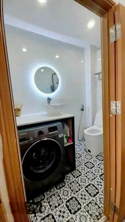 Bán nhà đường Ba Tơ Vĩnh Nguyên Nha Trang rộng 10m diện tích nhà 31.7m2 giá 2tỷ4