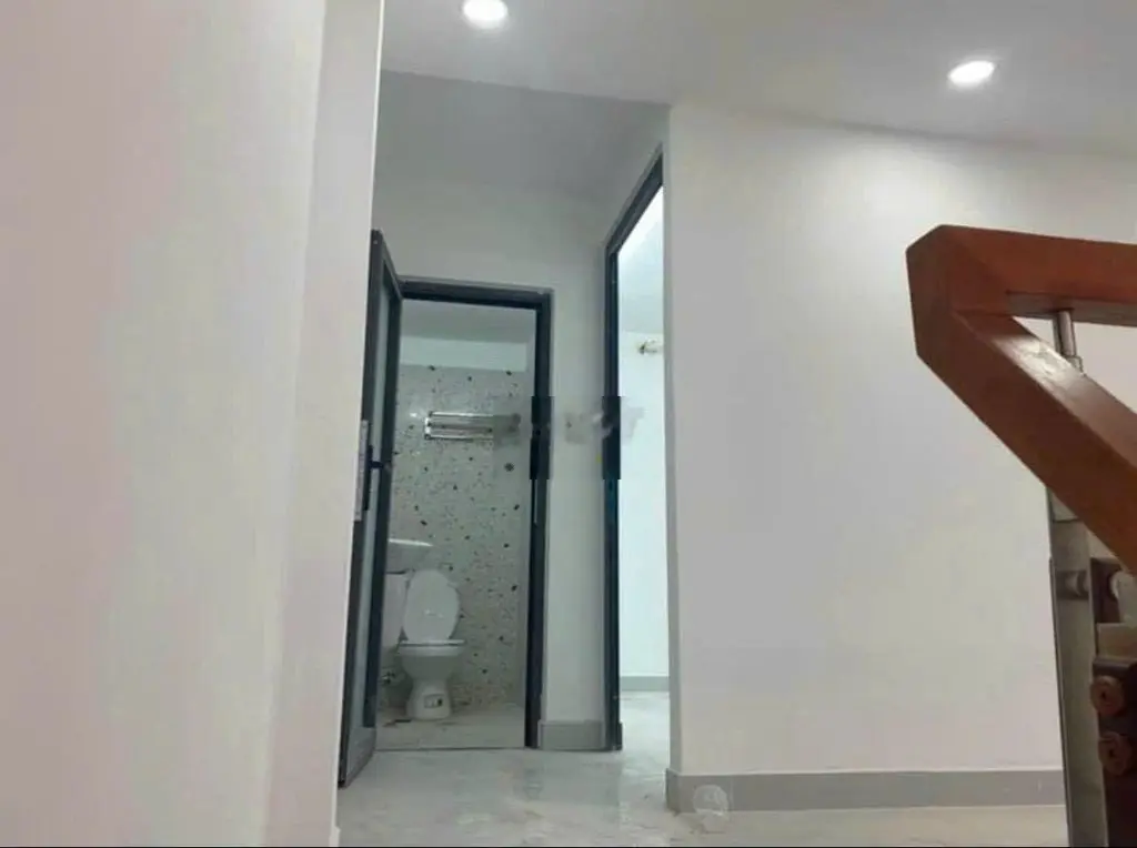 Nhà Bình Tân Đs 10, hẻm KD Buôn Bán 8m Thông. Giá 1,7 tỷ còn TL