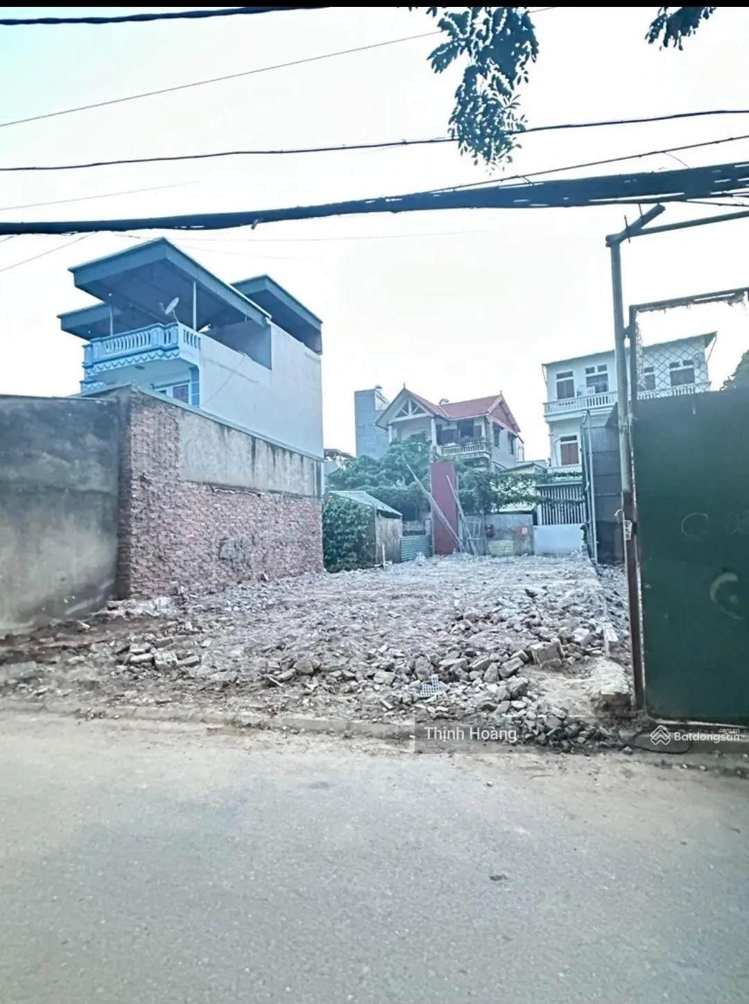 Bán đất trung tâm Thạch Bàn 91,5m2, ngõ ô tô tải thông đã tách sổ sẵn