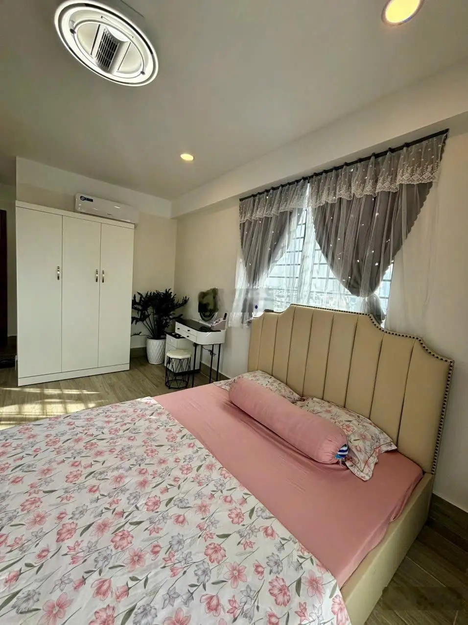 Nhà phố 500m2 diện tích sàn, 11 Phòng Ngủ, có thang máy, mặt tiền đường số, p Tân Kiểng, Quận 7.